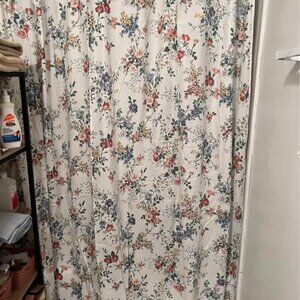 Flowered Shower Curtain w/ Valance